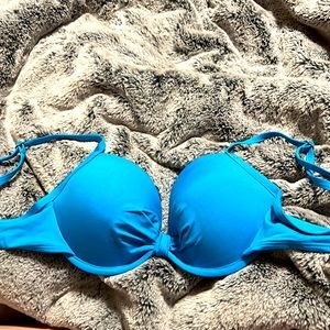 Blue bikini top with clasp back
